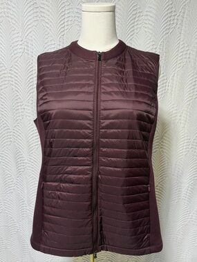J. Jill Fit Quilted Sleeveless Vest in Burgundy/Plum (Size LP)